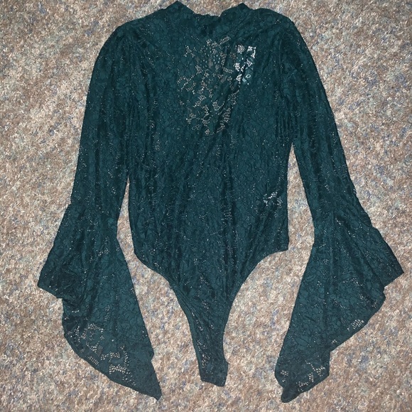 💐HOST PICK💐❗️BRAND NEW NEVER WORN❗️Lace Bodysuit - Picture 4 of 5